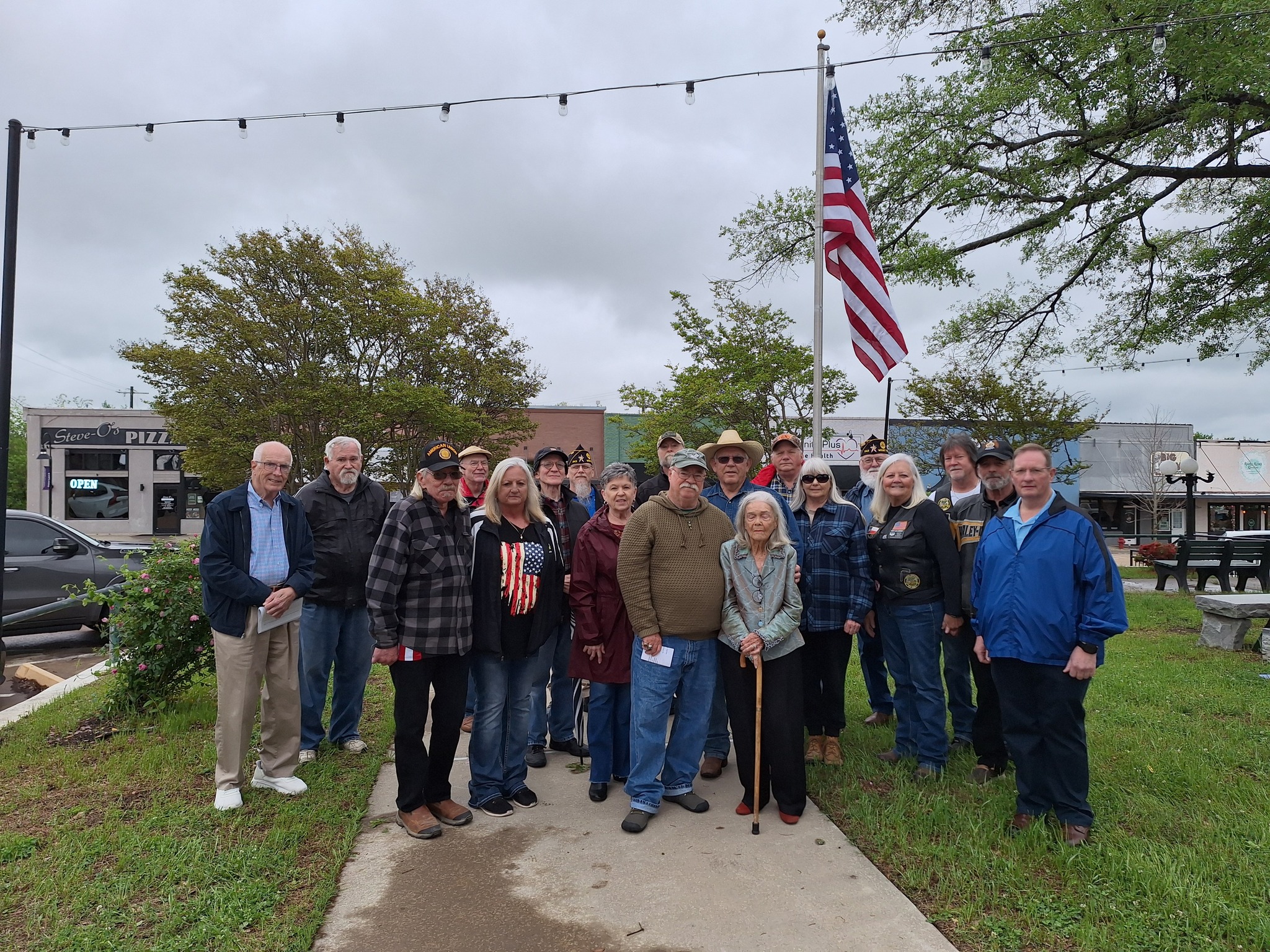 Honor Flag Group Photo